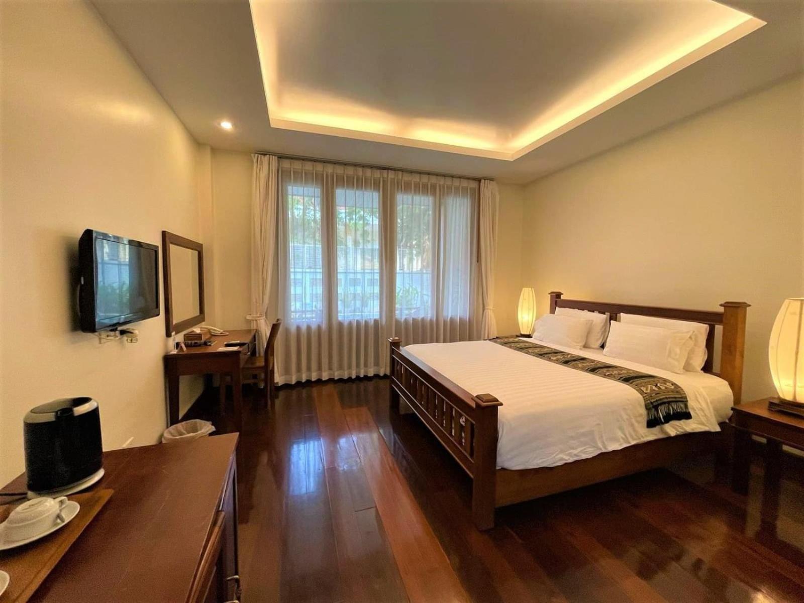Athena Hotel Pakxé Zewnętrze zdjęcie