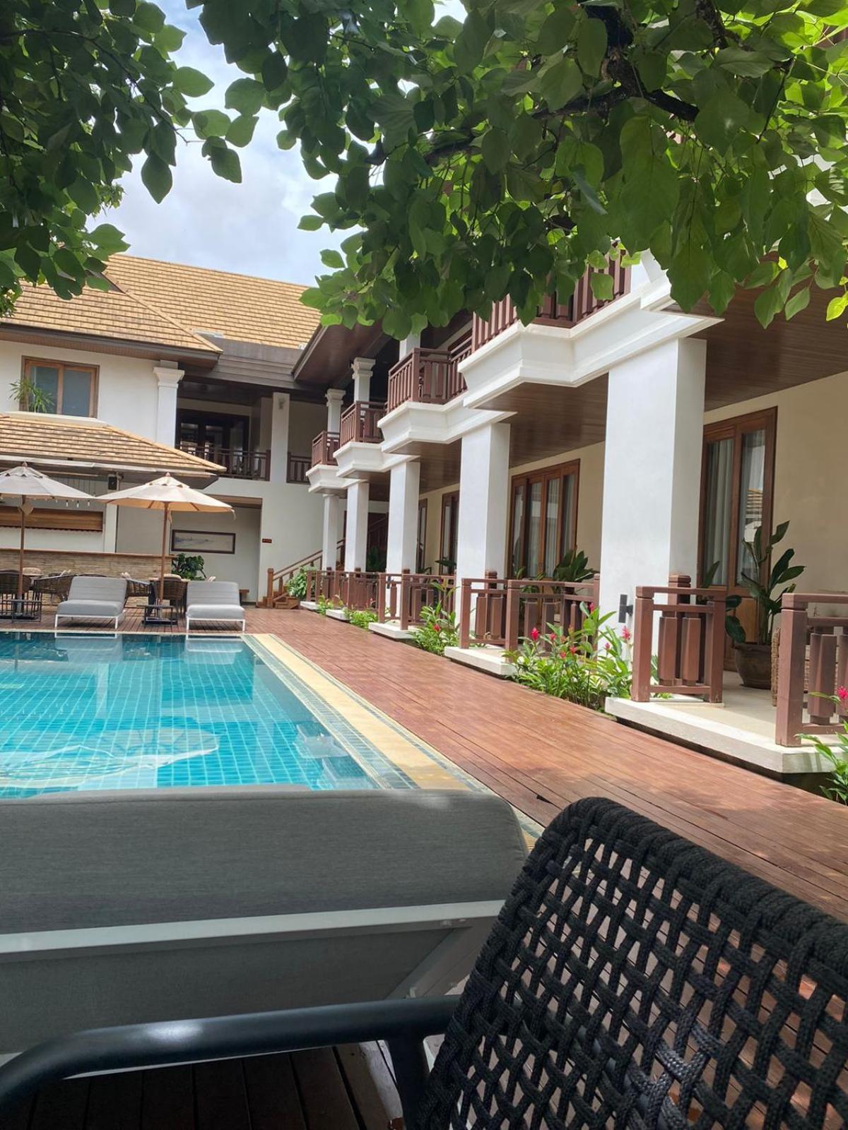 Athena Hotel Pakxé Zewnętrze zdjęcie